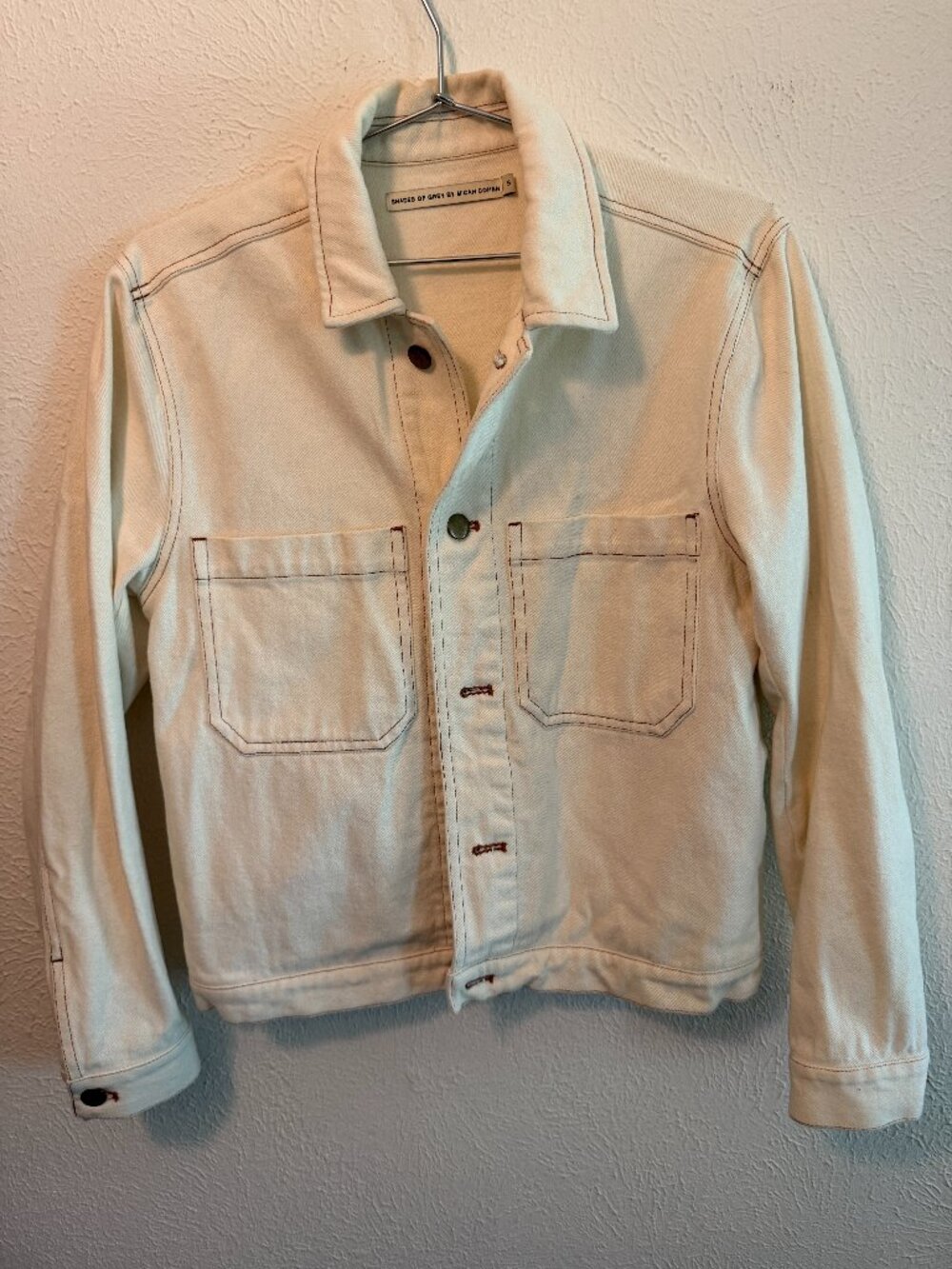 Shades of Grey by Micah Cohen - Minimalist Trucker - Off-white - Small